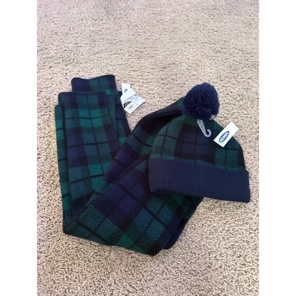 New‎ Old Navy Plaid Hat and Scarf Set Green Blue One Size NWT winter